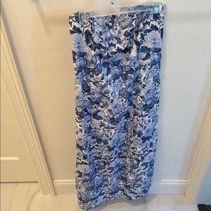 A&F Floral Blue and White Midi strapless Dress